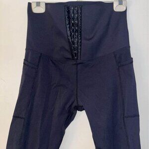 Hook & Eye Black Leggings, Medium